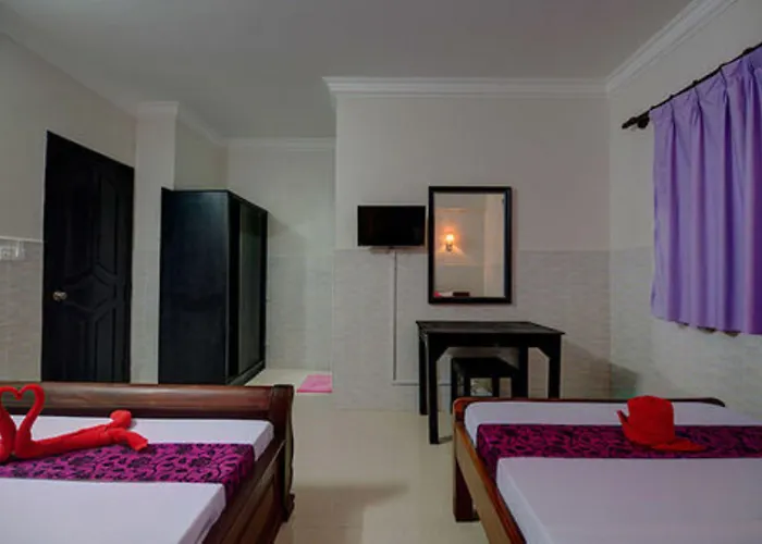 Pub Hostel *